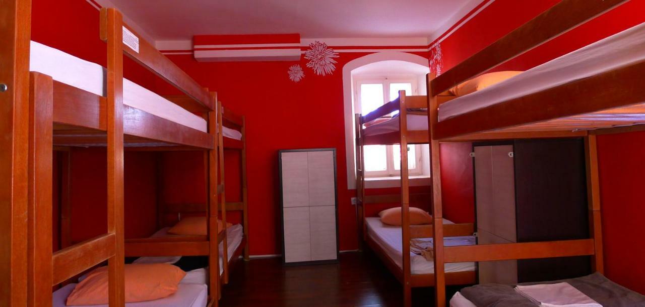The Mellow Monkey Hostel Zadar Eksteriør bilde